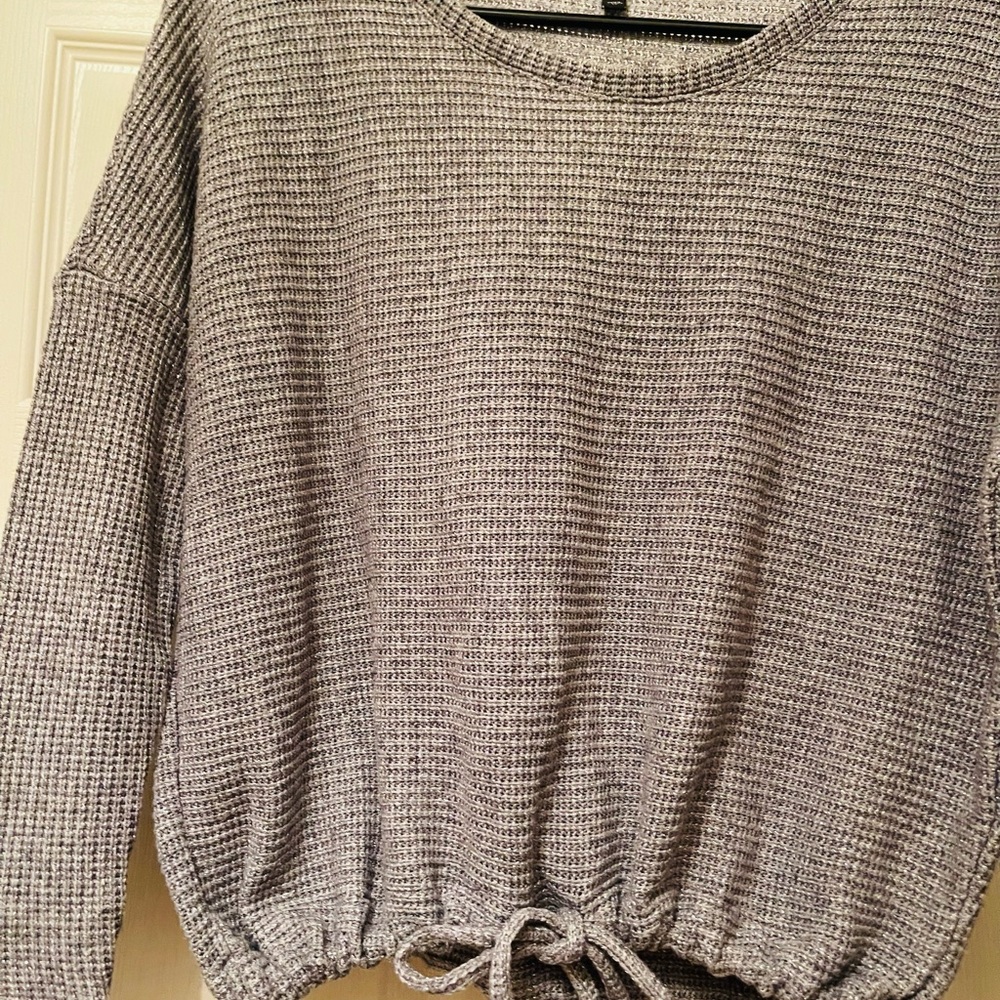 Express Waffle-Knit Scoop Neck Sweater in Light Gray with sparkles